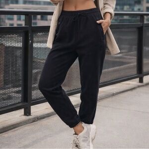 Vuori Women's Polartec Fleece Jogger, Black, Size XL